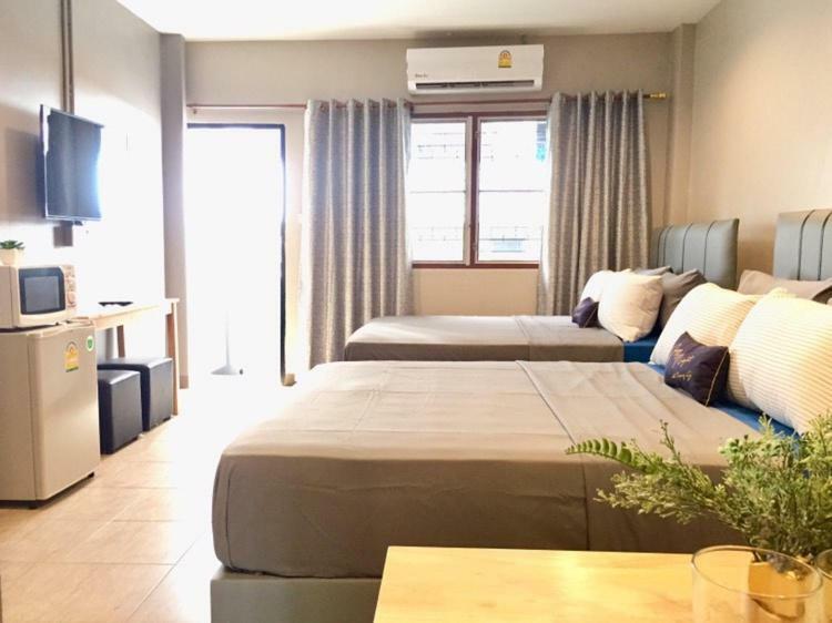 R9 Bangkok Hotell Exteriör bild