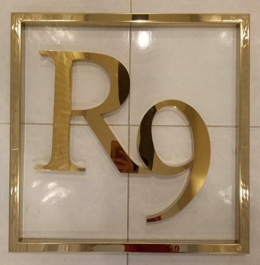 R9 Bangkok Hotell Exteriör bild
